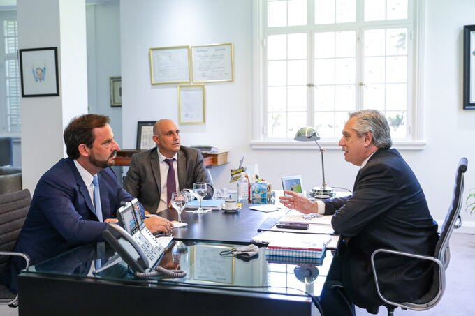 Hidrovía: El Gobierno oficializó la designación de Sujarchuk actual intendente de Escobar