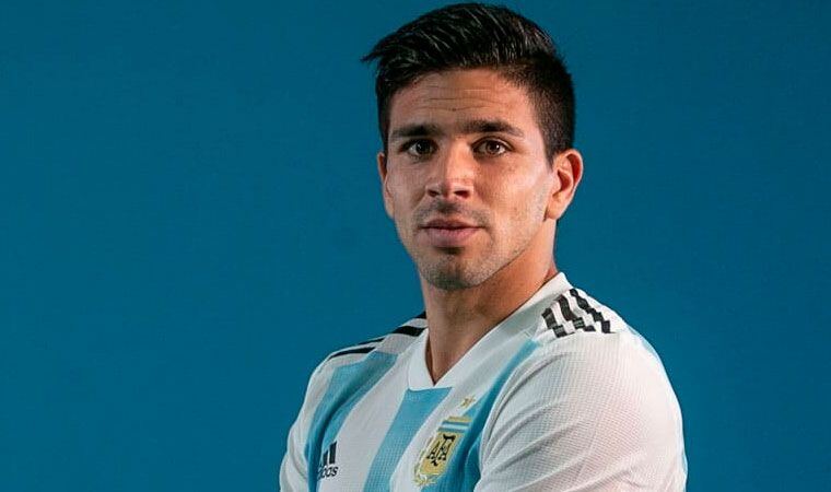 Scaloni sumó a Gio Simeone a la convocatoria para los amistosos