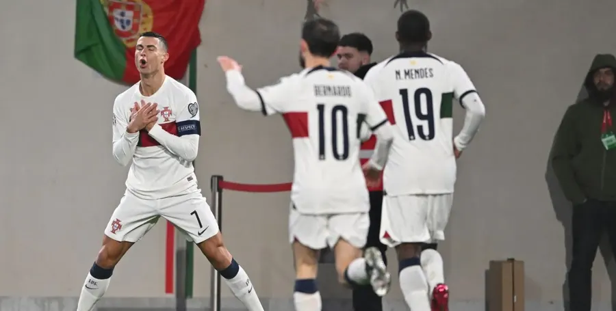 Portugal suma otra goleada con doblete de Cristiano Ronaldo