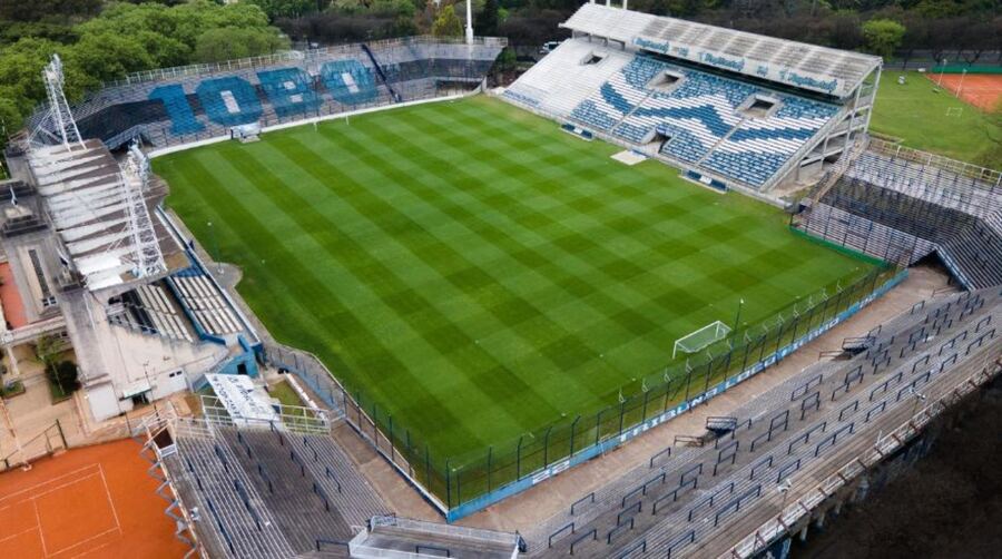 El Lobo prepara su cancha para la Copa Sudamericana