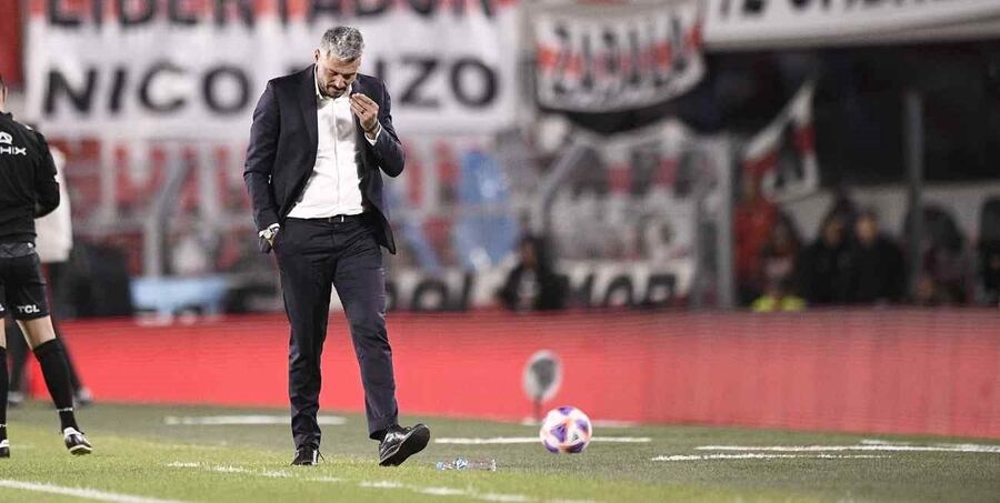 Gustavo Munúa dejó de ser el entrenador de Unión