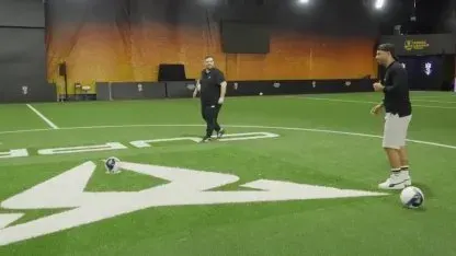 Ibai sorprendió al Kun Agüero en un increíble reto de fútbol