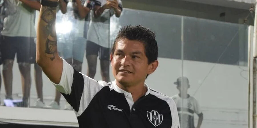 El Pulga Rodríguez fue a agradecerle la Virgen