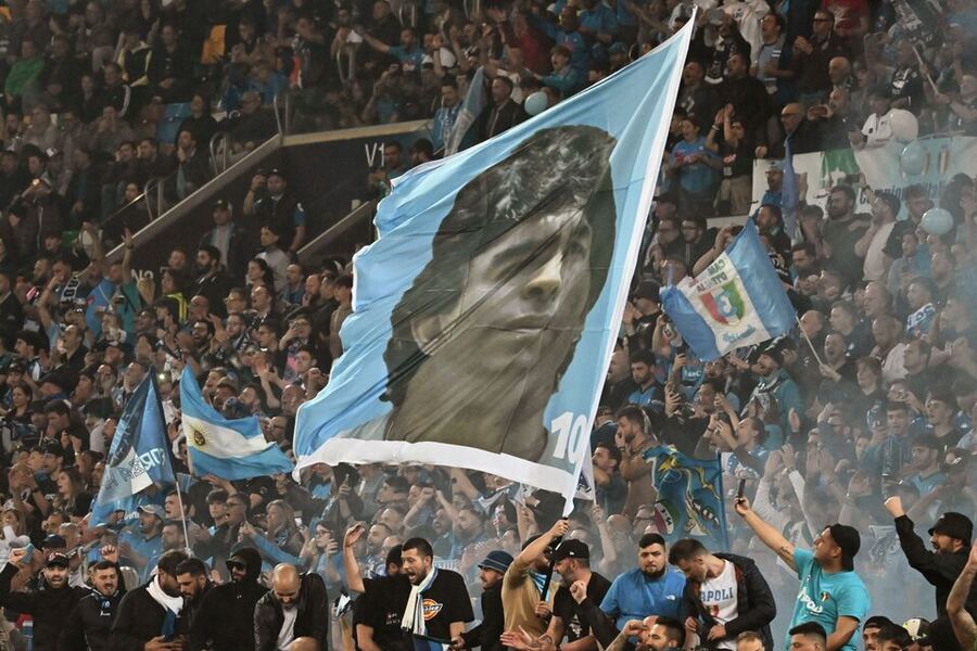 El Napoli se consagró campeón y obtuvo el tercer "scudetto" de su historia