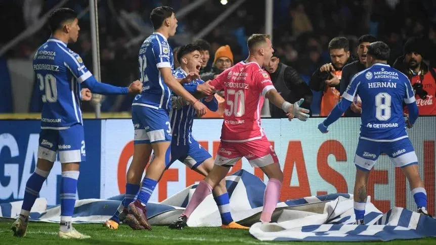 Liga Profesional: Godoy Cruz goleó a Boca y River se lo dio vuelta a Instituto