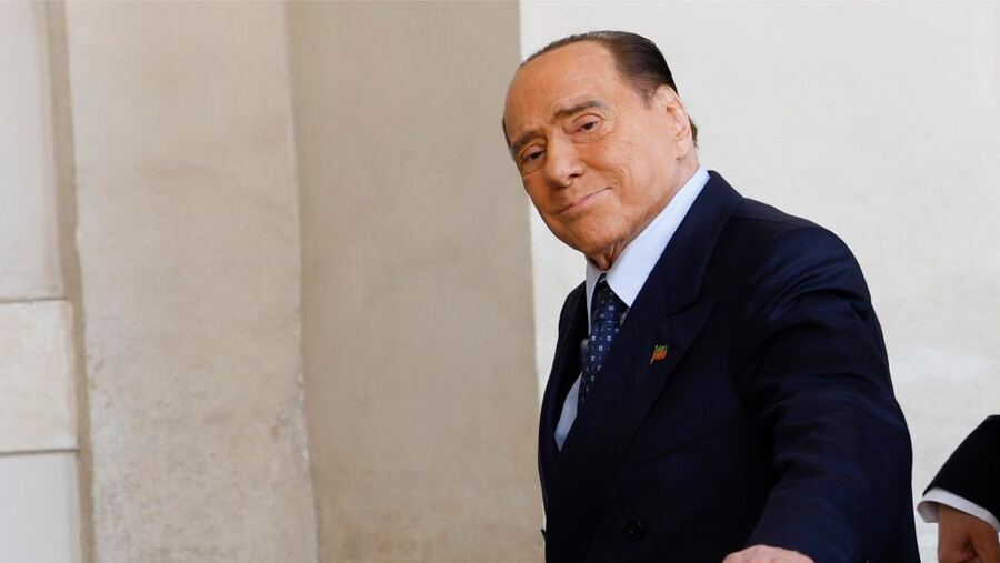 Murió Berlusconi, el magnate que también le dedicó su vida al fútbol y fue padre del Milan multicampeón