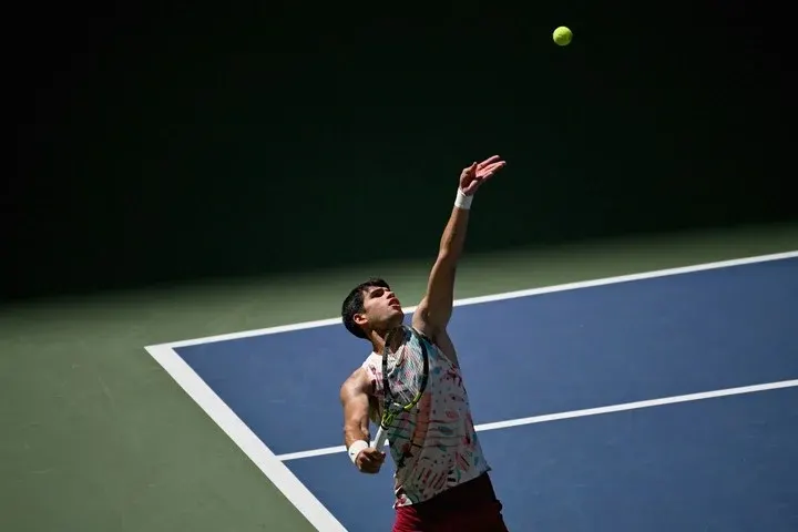 US Open: Alcaraz pasó a cuartos y hoy juega Djokovic
