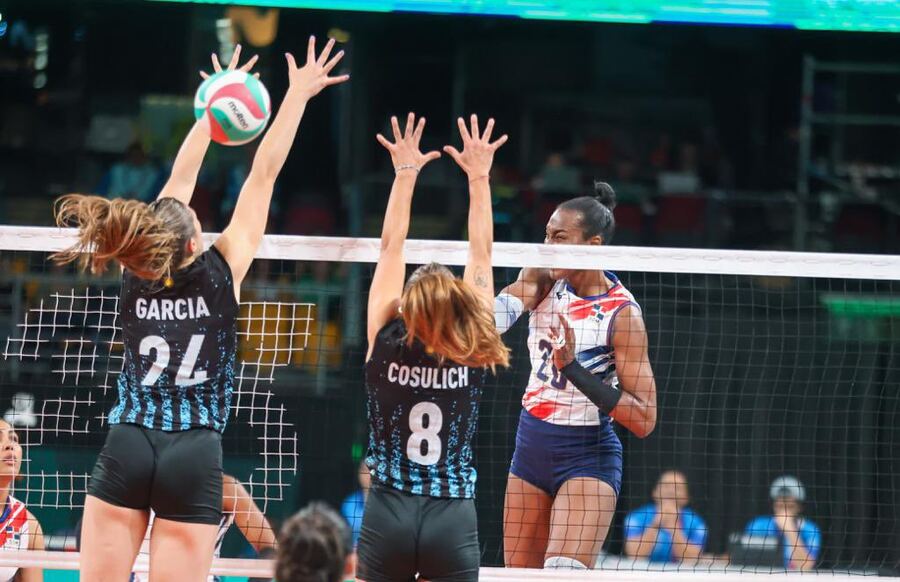 Selección argentina de vóley: Las Panteras no pudieron ante las dominicanas