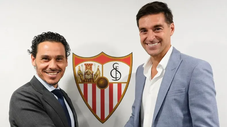 El uruguayo Diego Alonso se convirtió en el nuevo DT de Sevilla