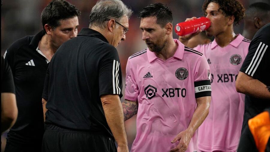 Martino sigue con dudas sobre el regreso de Lionel Messi: "Vamos a esperar"