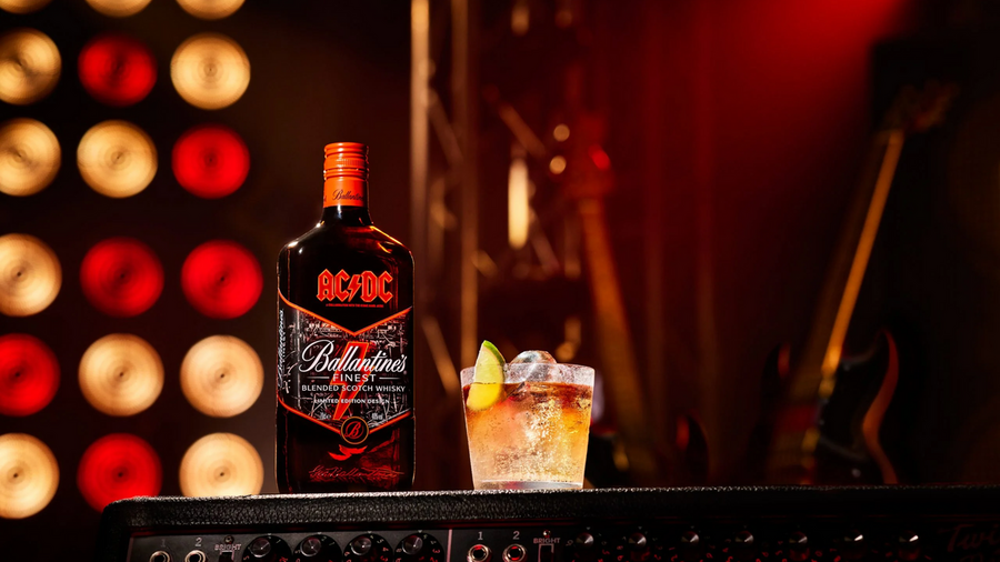 AC/DC lanza su propia botella de whisky