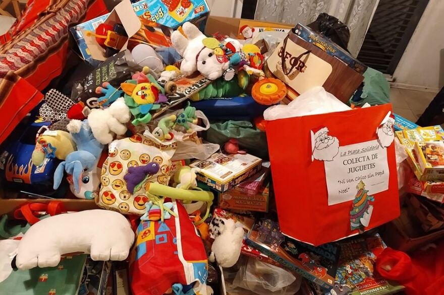 Los clubes de La Plata se suman a la campaña solidaria "Ni un chico sin Papá Noel"