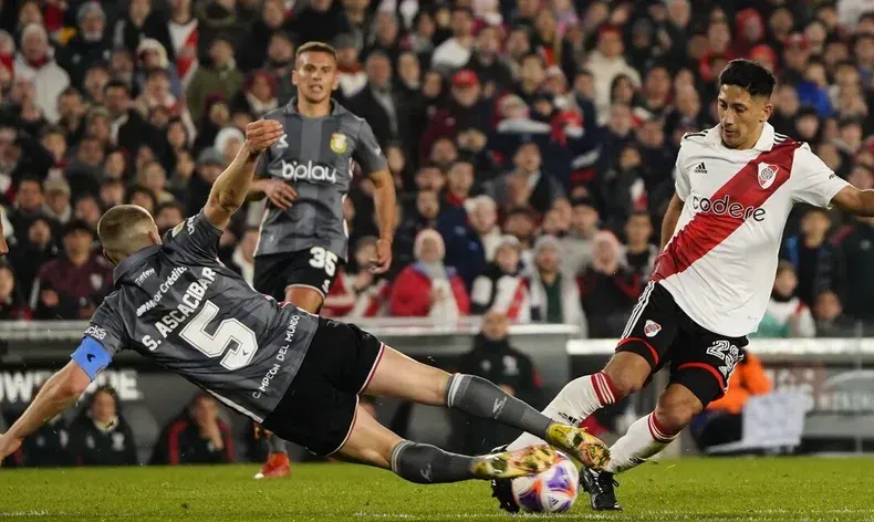 Supercopa Argentina 2023: Estudiantes y River jugarán el 13 de marzo