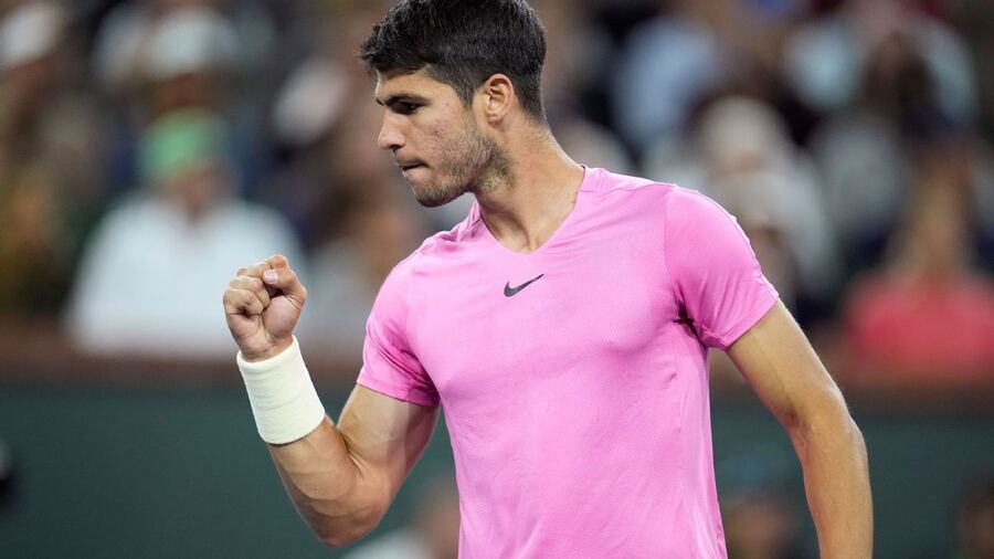 Alcaraz avanzó a los cuartos de final del ATP 250 de Buenos Aires