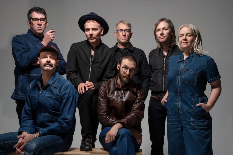 La banda escosesa Belle and Sebastian lanzan “What happened to you, son?”