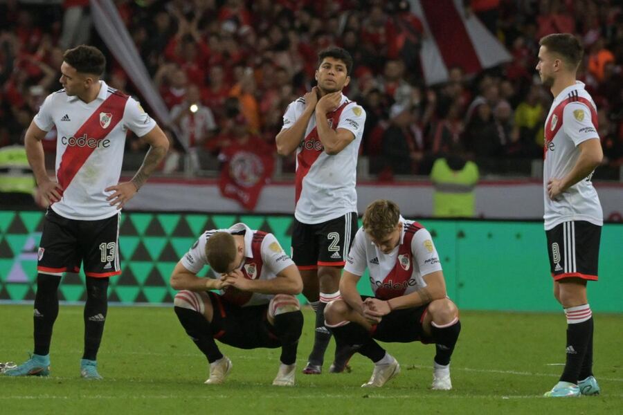 Bomba en la Copa Argentina: Temperley eliminó a River por penales y con un golazo agónico le dio otro golpe a Demichelis