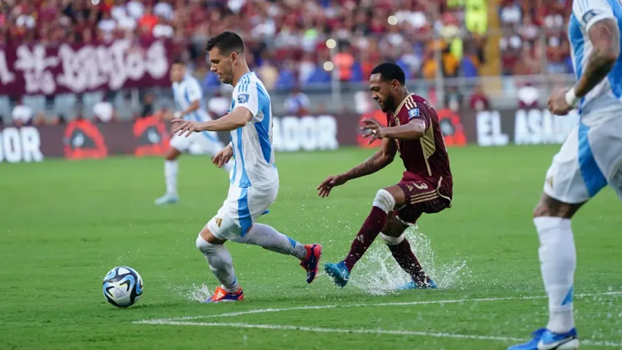 La Selección argentina igualó con Venezuela