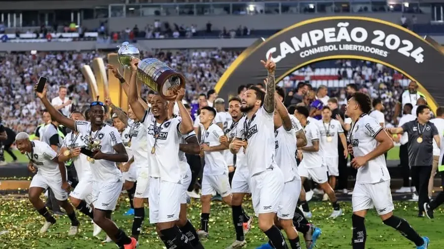 Botafogo le ganó por 3-1 a Atlético Mineiro y conquistó por primera vez la Copa Libertadores