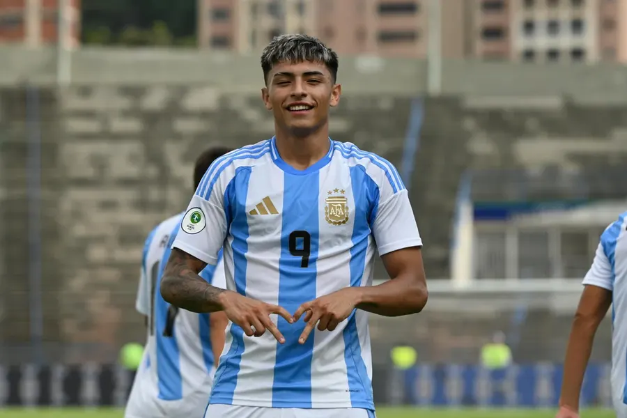 La Selección Sub 20 venció a Chile por 2 a 1 en el debut en el hexagonal final y se ilusiona con el Mundial 2025