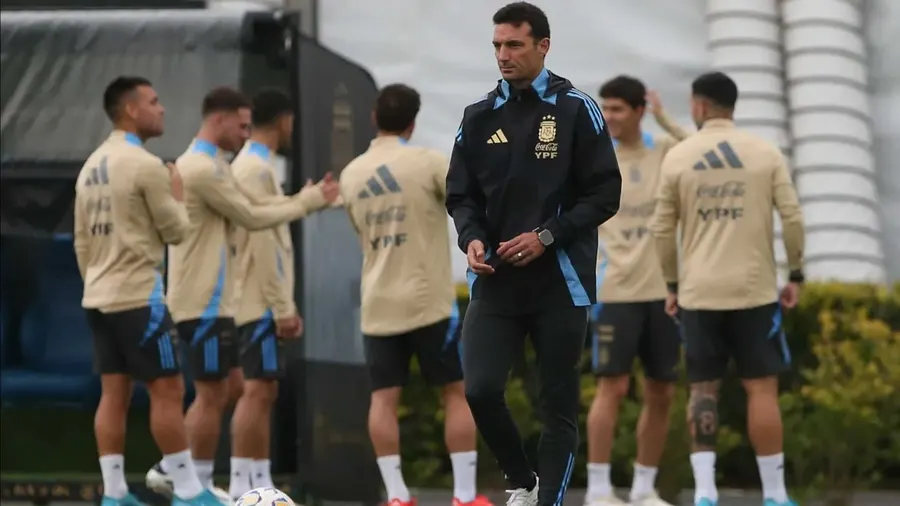 La Selección Argentina tuvo su primer entrenamiento sin Messi de cara a las Eliminatorias Sudamericanas
