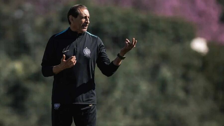 Boca: Miguel Ángel Russo se encuentra hospitalizado por una infección urinaria