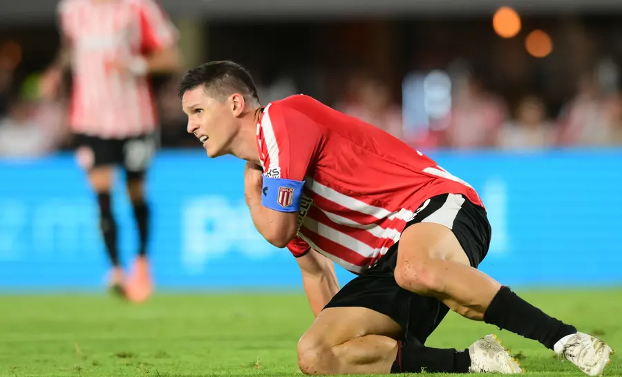 Estudiantes no pudo con Vélez en UNO