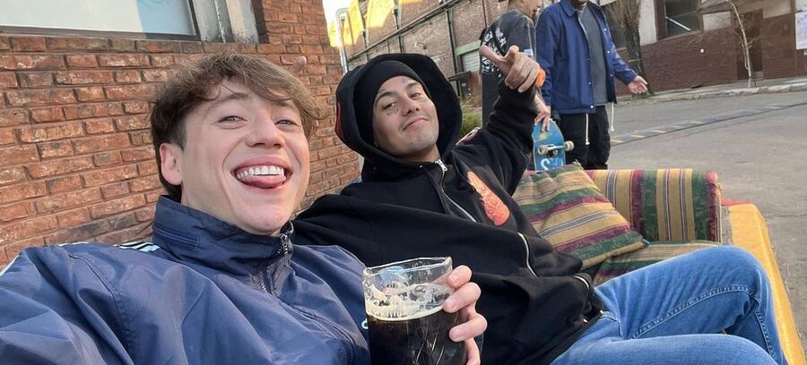 Mirá como se filmó el hit "Party en el Barrio"