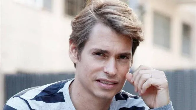 Carlos Baute sorprende a sus fans ante la llegada del Día de los Enamorados