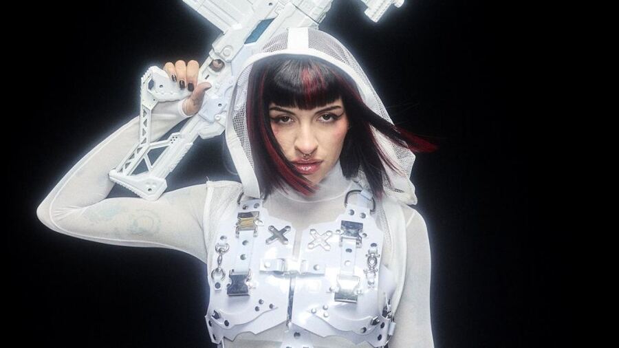 Salió "Nena Trampa (Deluxe Edition)", el nuevo álbum de Cazzu