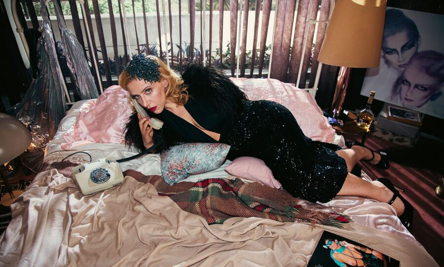 "Maquillada en la cama": Juliana Gattas lanzó su primer disco solista