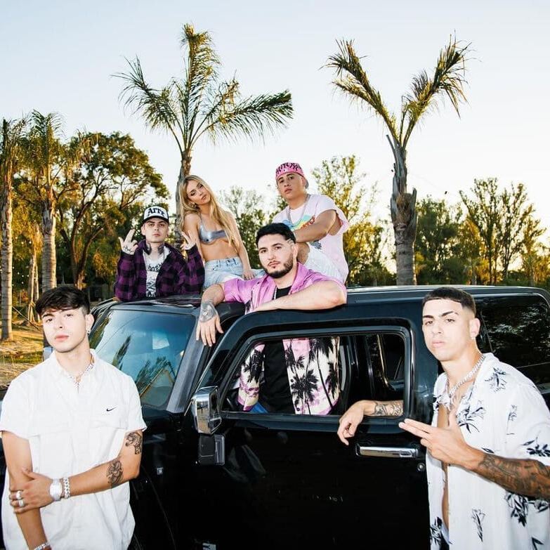 FMK se junta con Mesita, Lit Killah, Rusherking, Omar Montes y Ana Mena en "Camionetota"