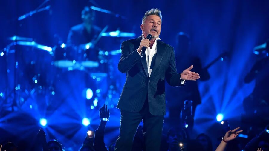Ricardo Montaner nos trae una reversión de "Yo Que Te Amé"