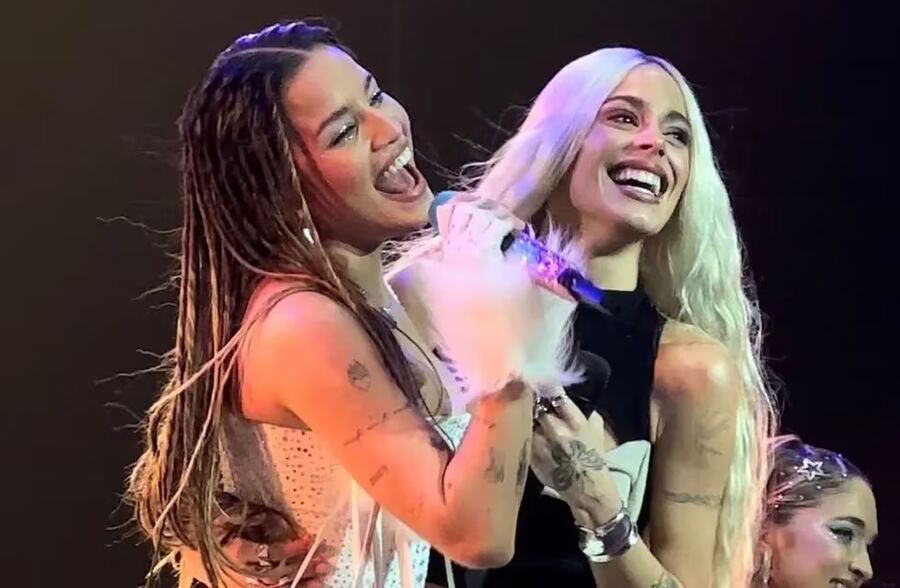 Emilia invitó a Tini a subir al escenario y explotó el Movistar Arena