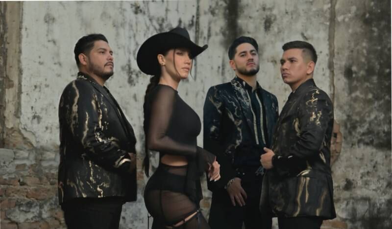 India Martínez y La Adictiva juntos en "Equipo Favorito"