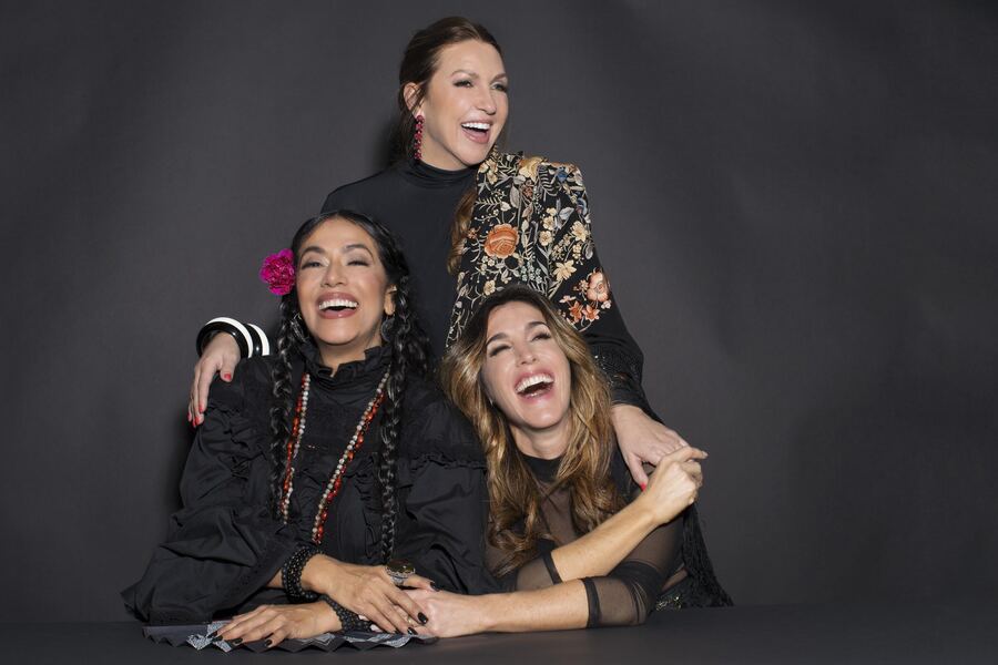 El trío Raíz lanza "Tan Bonita"