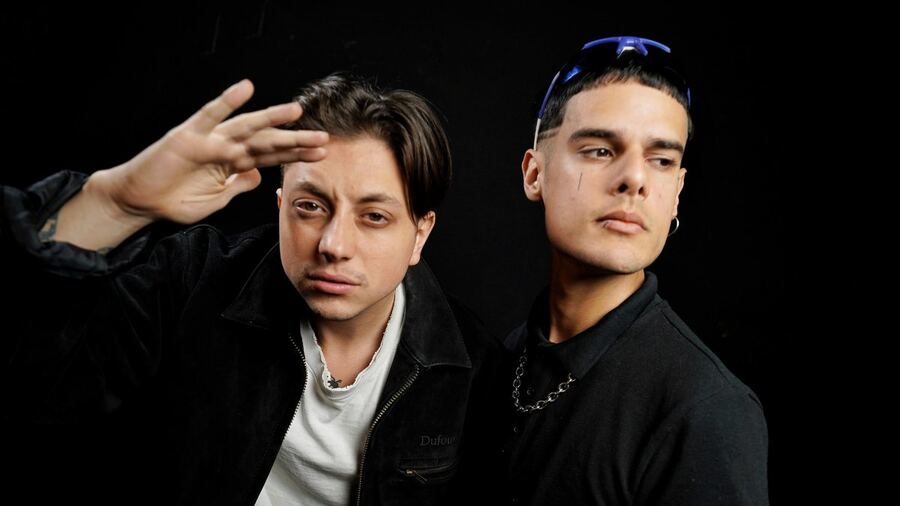 Paco Amoroso y Ca7riel anunciaron un show en La Plata