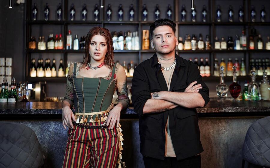 Natialie Pérez colabora con Banda XXI en "Que Otra Cosa"