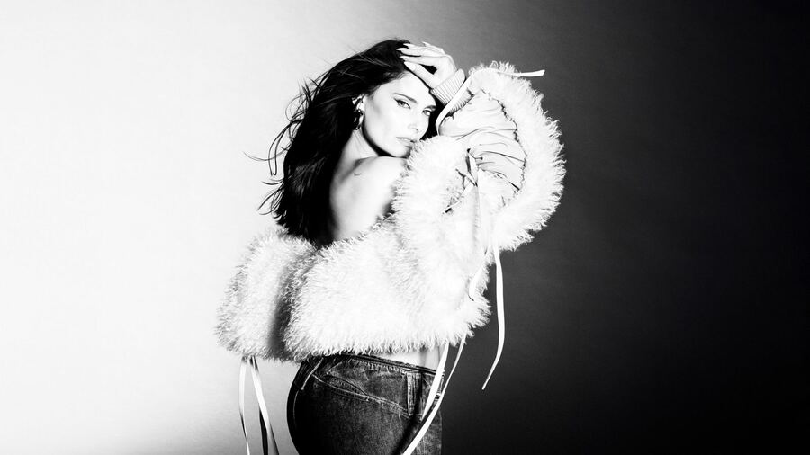 Nelly Furtado publica su flamante nuevo disco "7"