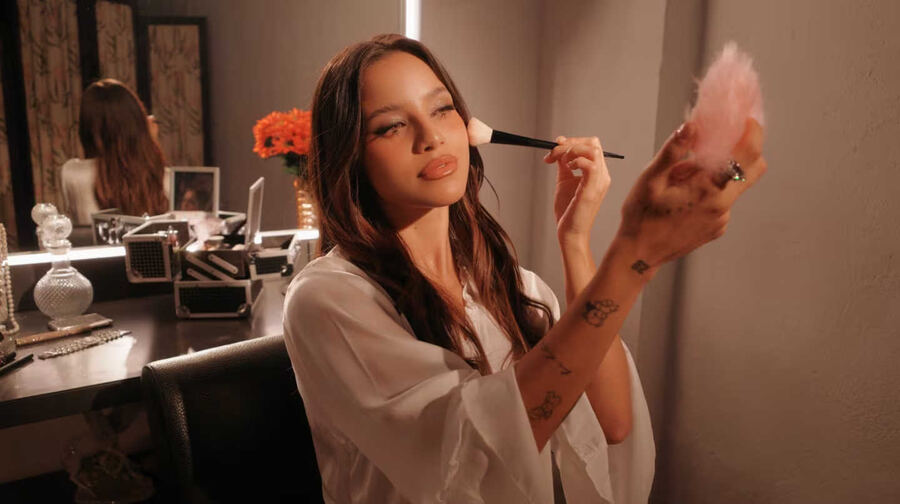 Emilia estrenó su EP "Perfectas"