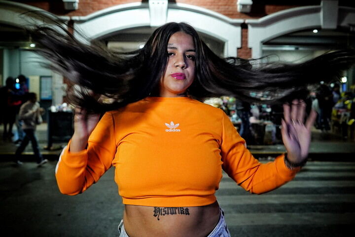 "Bailen cumbia y odien menos #1": Lo nuevo de La Negra Azul