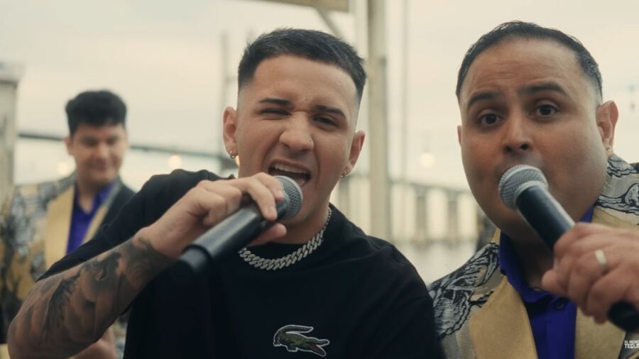 El Negro Tecla lanza "Muévelo" junto a Los Palmeras