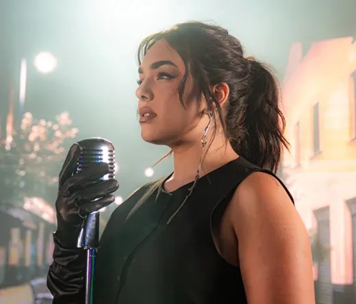 Ángela Leiva estrena nueva versión de “Amiga Traidora”