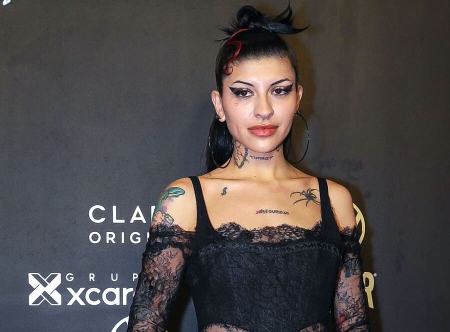 Cazzu la rompe con el estreno de "Otro Como Tú"