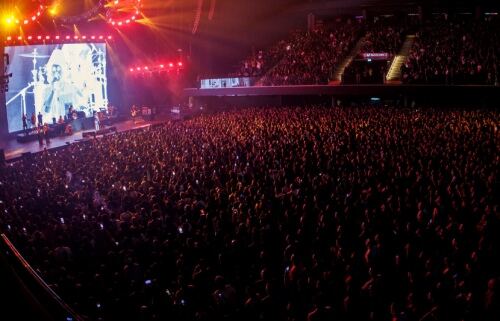 Nonpalidece estrena "One Love" en vivo