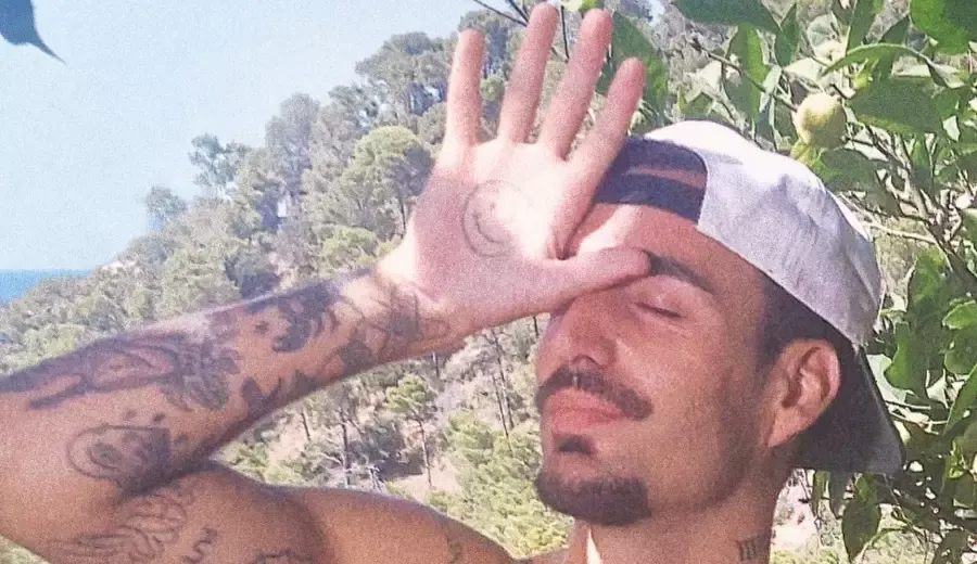 Rels B conecta sus raíces con Brasil en "fill de la mar"