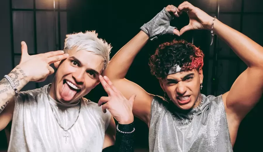 Roze estrena “Bonita”, un guiño pop al amor real y a las boybands de los 2000