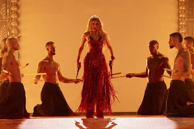 Shakira despide su residencia en Madrid con invitados de lujo